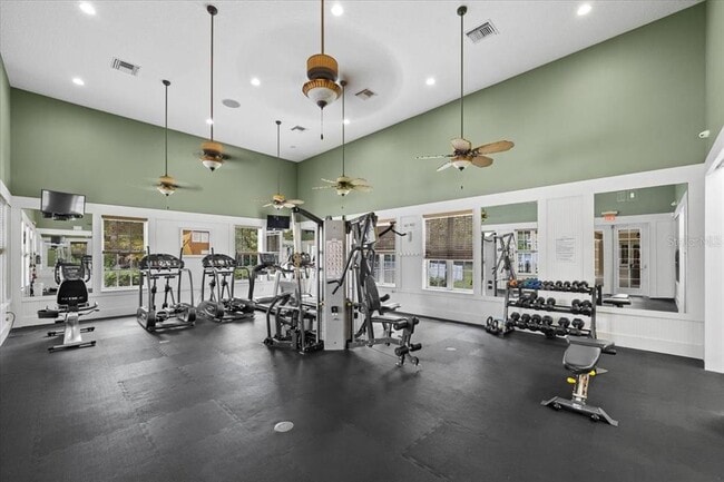 Building Photo - 190 Riverview Bend S