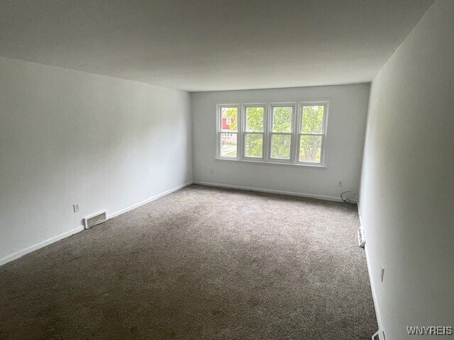 Building Photo - 341 Sundridge Dr