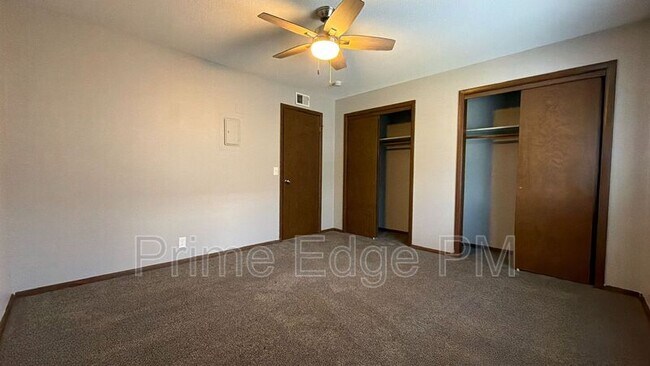 Building Photo - 4520 Calvert St