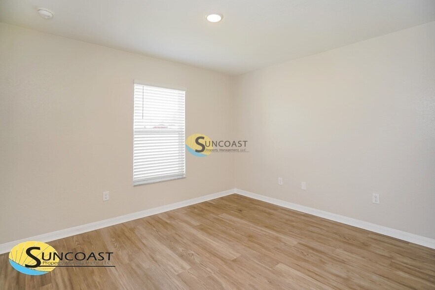 Building Photo - 2578 SW 155th Ln