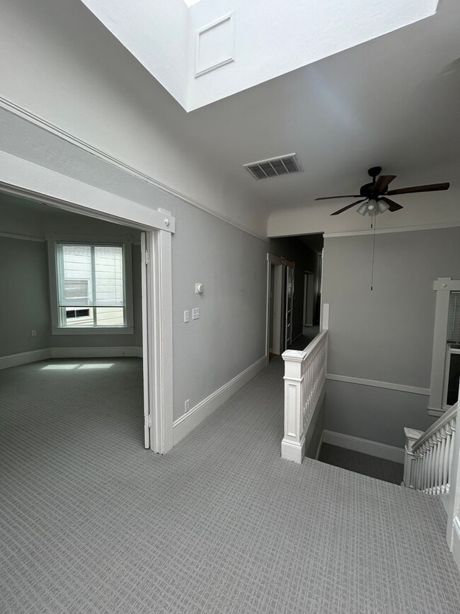 Building Photo - 40 Langton St