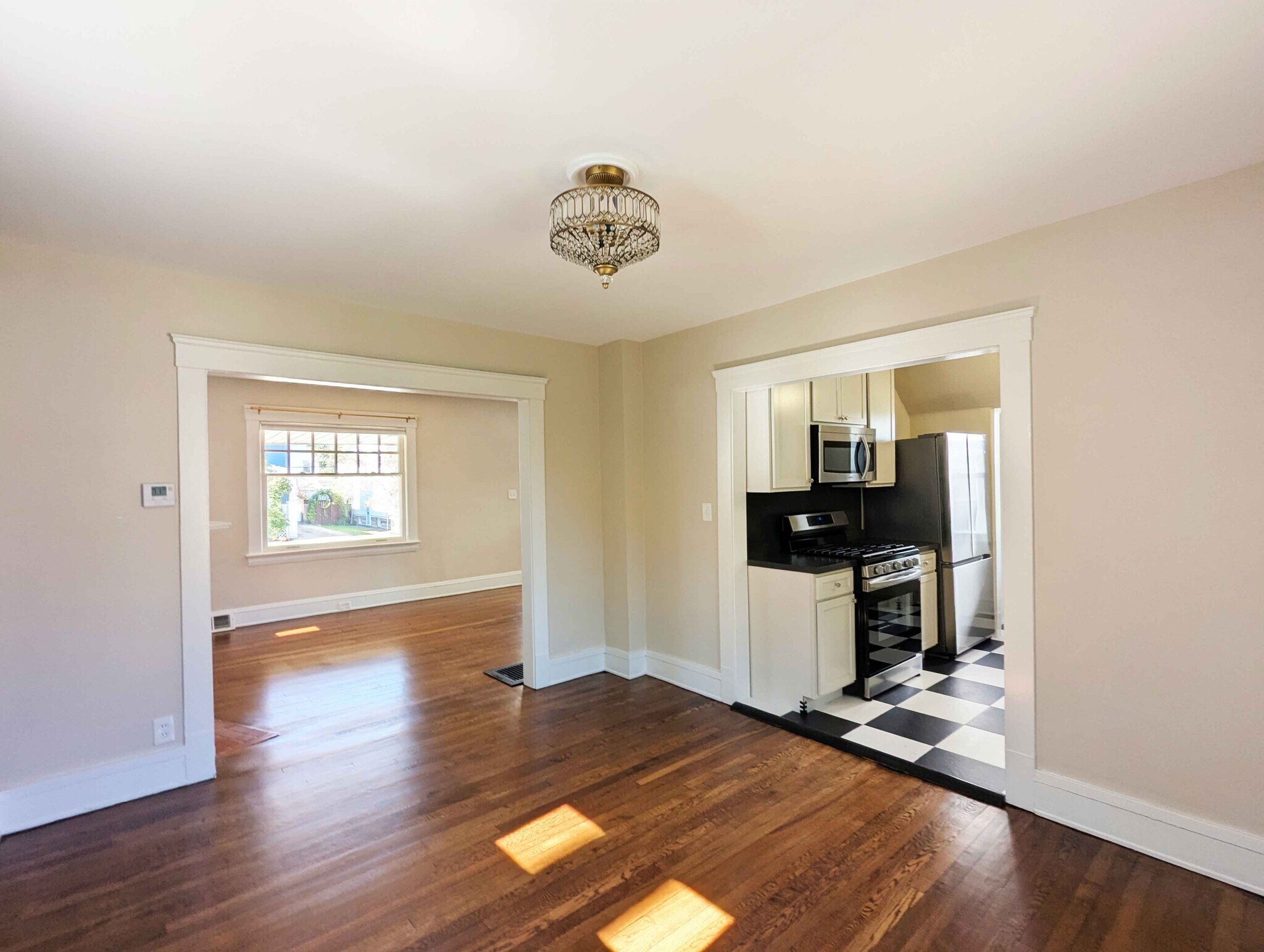 Dining Room - 1497 Lauderdale Ave