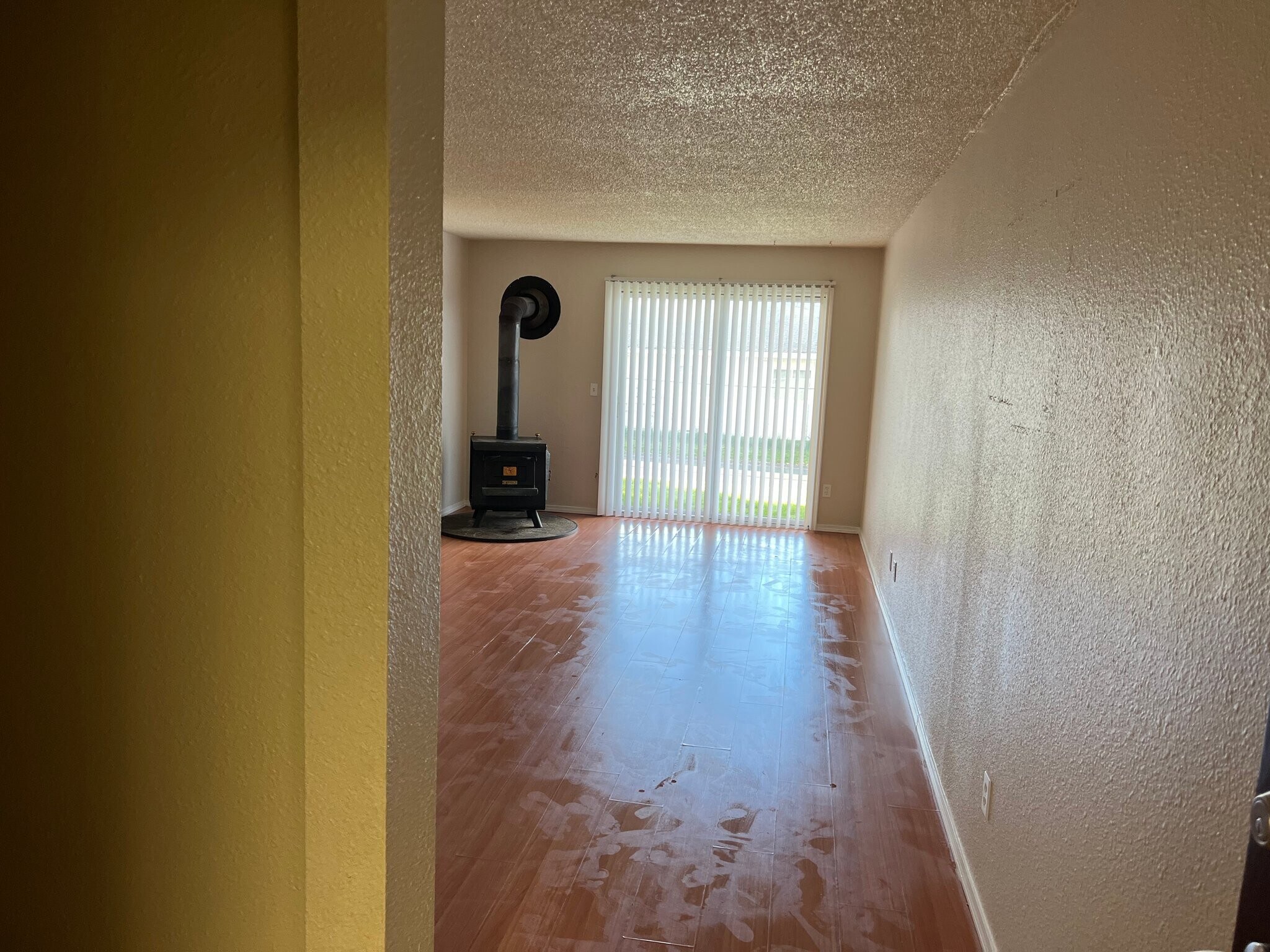 Building Photo - 4610 Reka Dr
