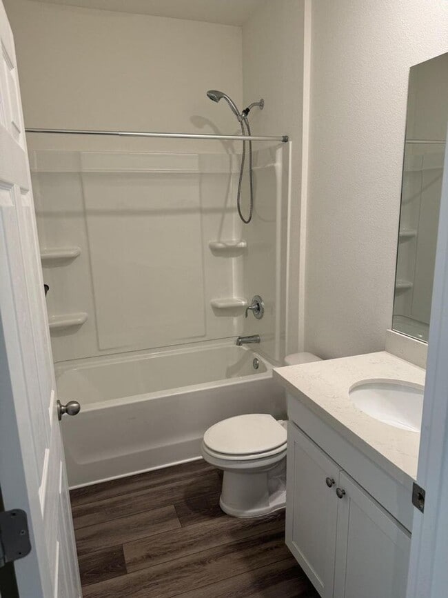 Building Photo - Charming 4 bedroom 3 bathroom in Yellow River Ranch