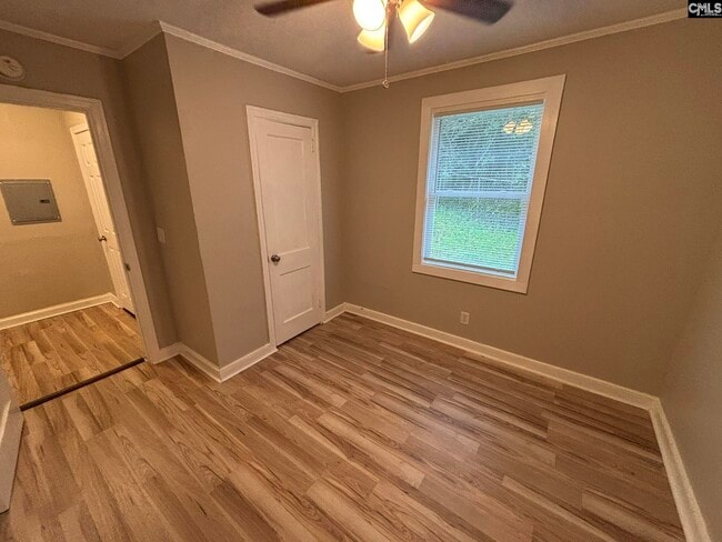 Building Photo - 3800 Fern Ave