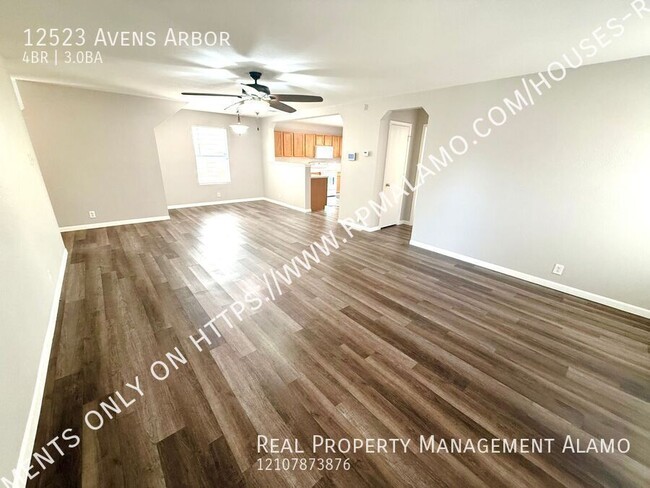 Building Photo - 12523 Avens Arbor