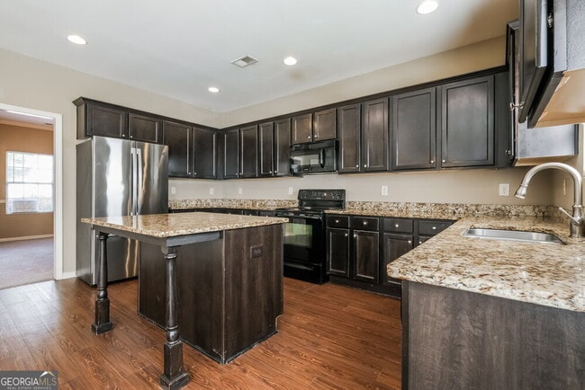 Building Photo - 1088 Sandy Bank Ct NE