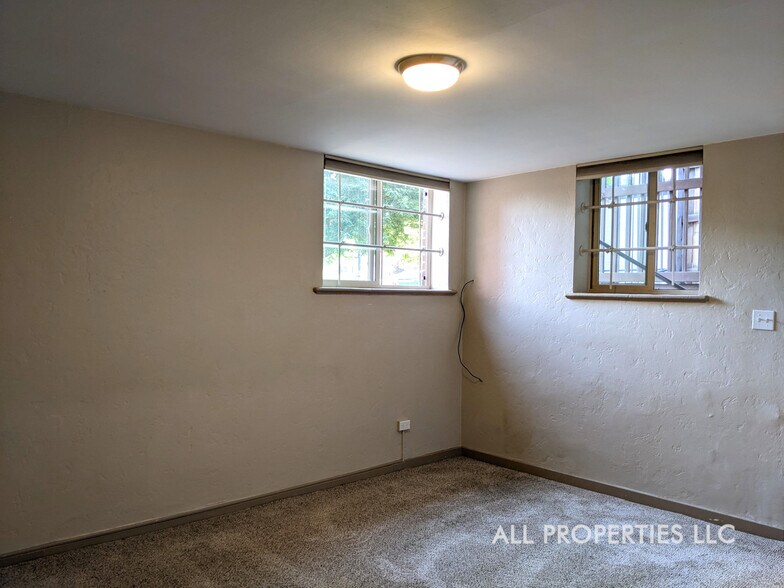 Building Photo - 1607 York St