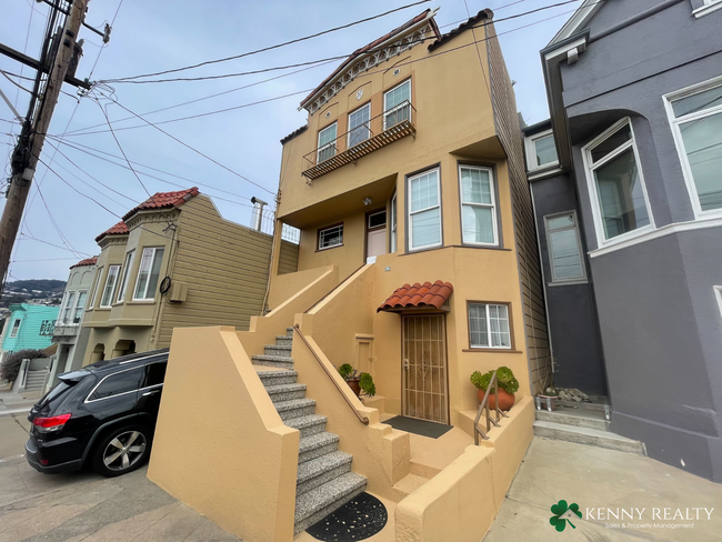 Building Photo - Large 4 Bedroom in San Francisco