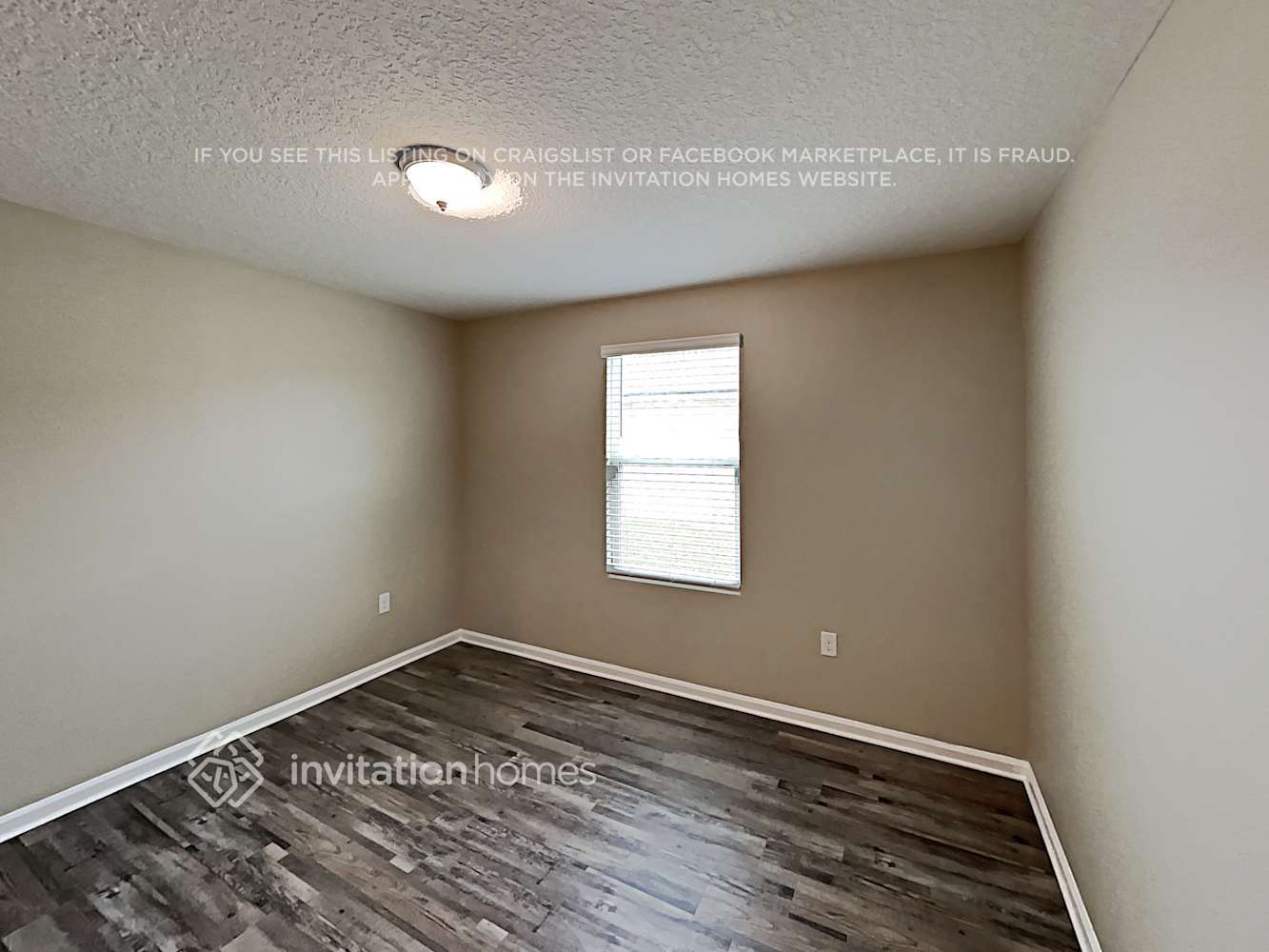 Building Photo - 2136 Pebble Point Dr