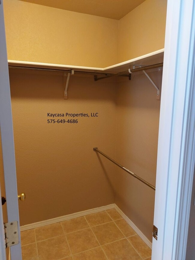 Building Photo - Great 3 Bedroom Home Off Mesa Grande