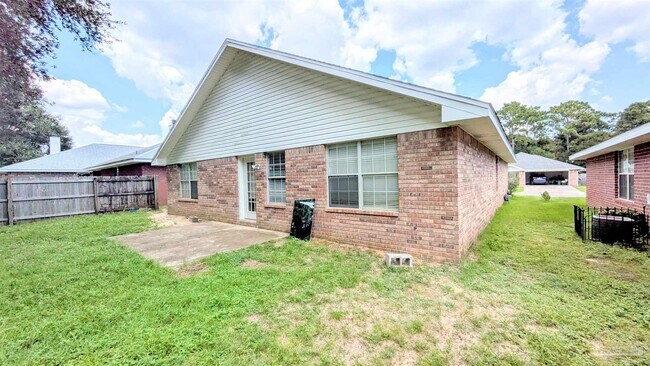 Building Photo - 6335 Mers Ln