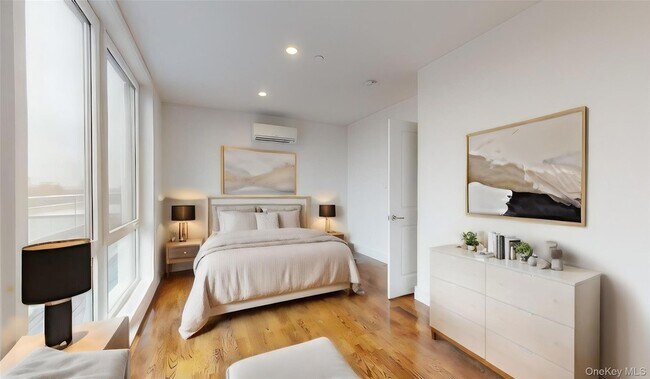 Building Photo - 138-28 Queens Blvd