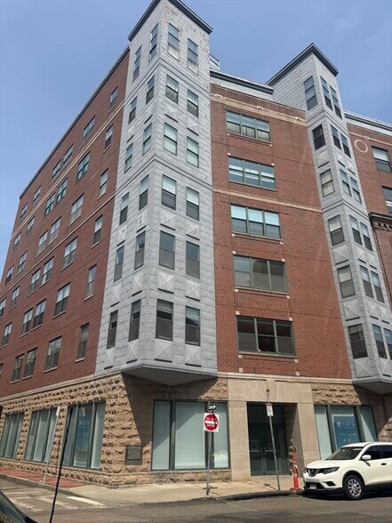 Building Photo - 485 Harrison Ave
