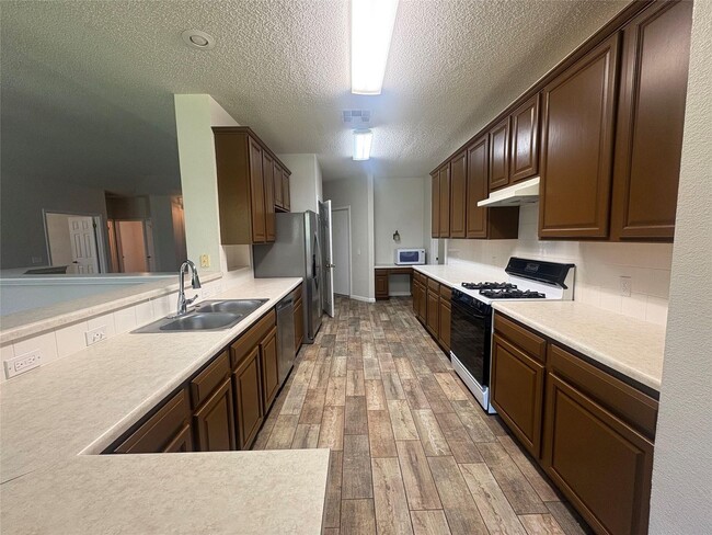 Building Photo - Newly Renovated Home in Cedar Park!