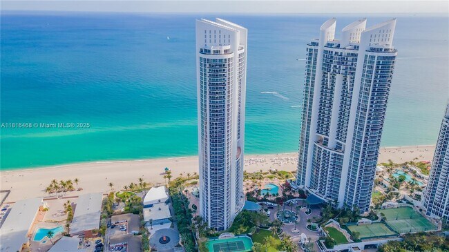 Building Photo - 18201 Collins Ave