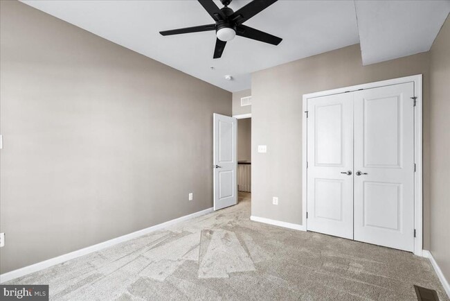 Building Photo - 6412 Walcott Ln