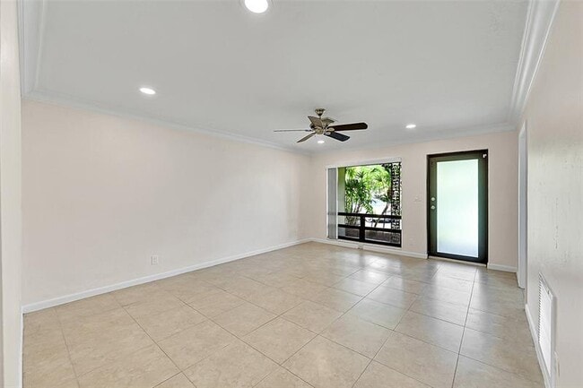 Building Photo - 2200 NE 54th St