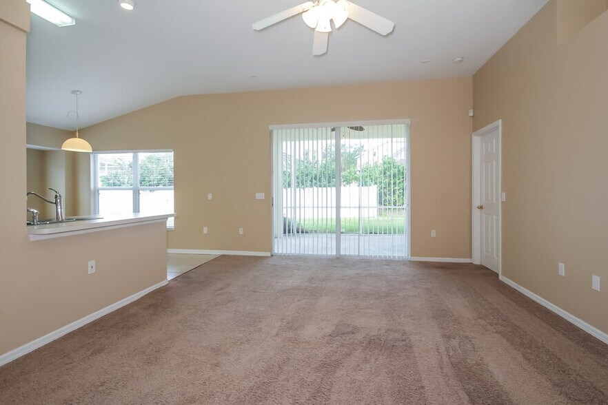 Building Photo - 12807 Nightshade Pl