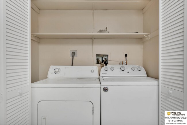 Building Photo - Cozy Kissimmee Townhouse