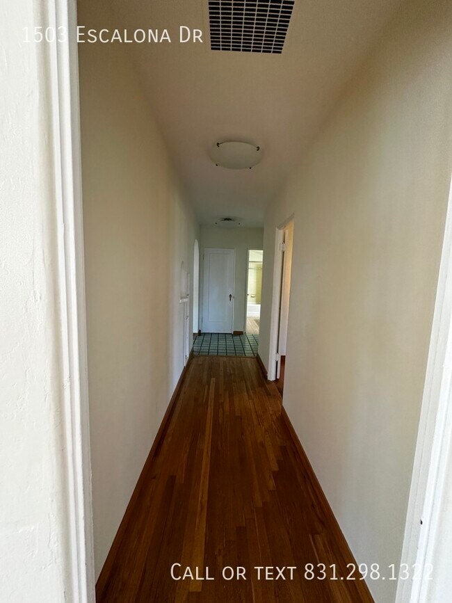 Building Photo - west side charm with garage