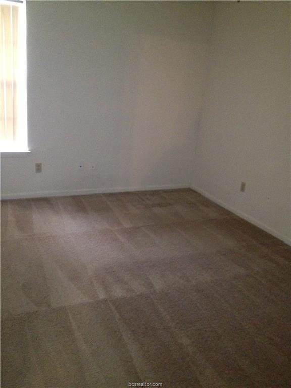 Building Photo - 906 Spring Loop