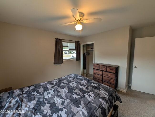 Building Photo - 1657 Louvre Dr