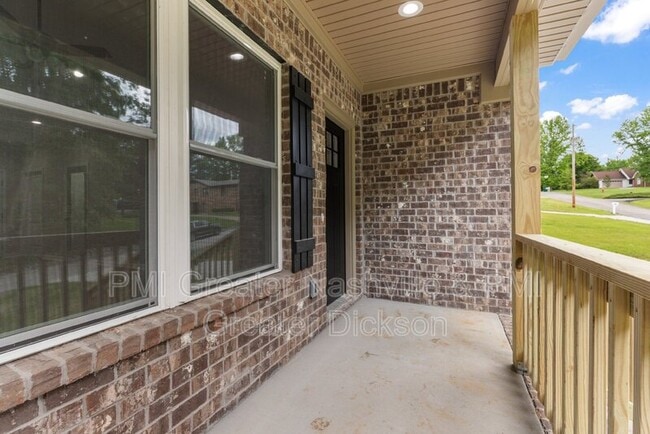 Building Photo - 218 Mike St