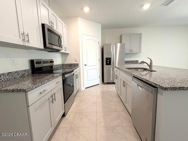 Building Photo - 15 Melogold Dr