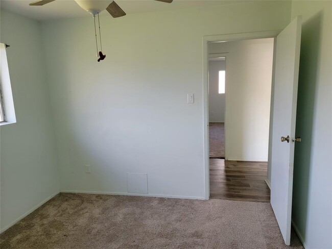 Building Photo - 257 Austin St