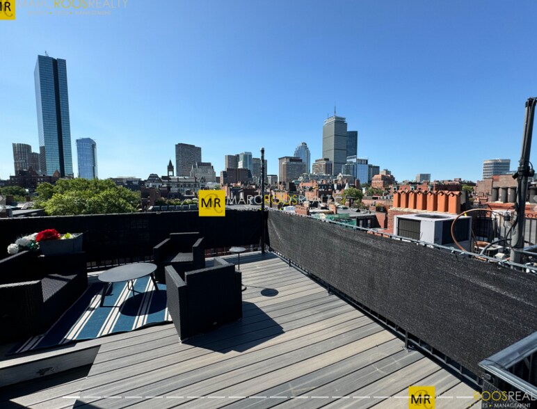 Building Photo - 265 Beacon St
