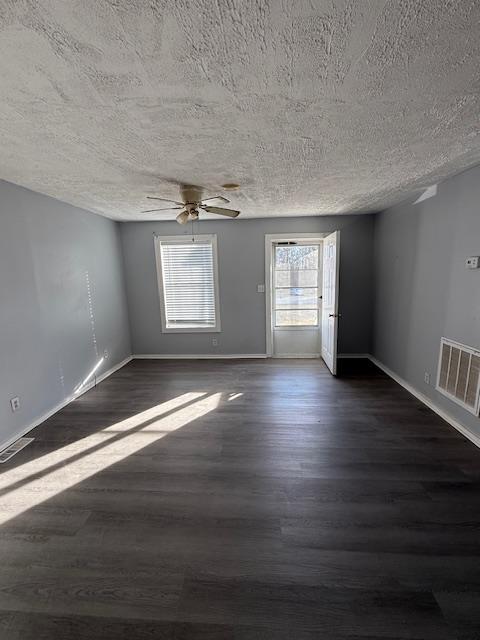 Building Photo - 103 Cloverdale Ct