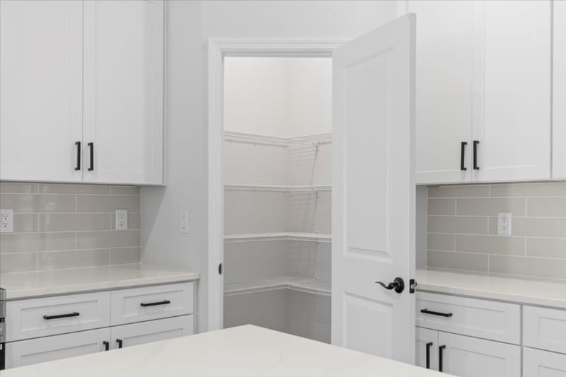 Building Photo - 2732 Mather Ln