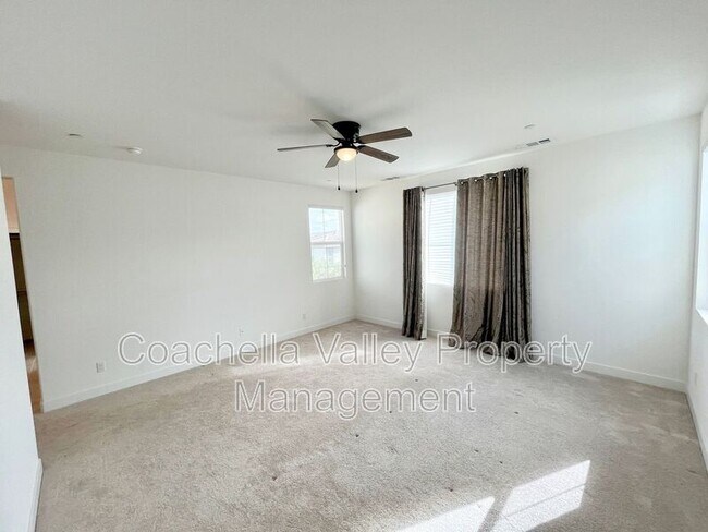 Building Photo - 76279 Cambridge Dr