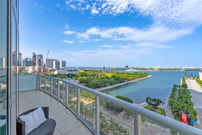 Building Photo - 888 Biscayne Blvd
