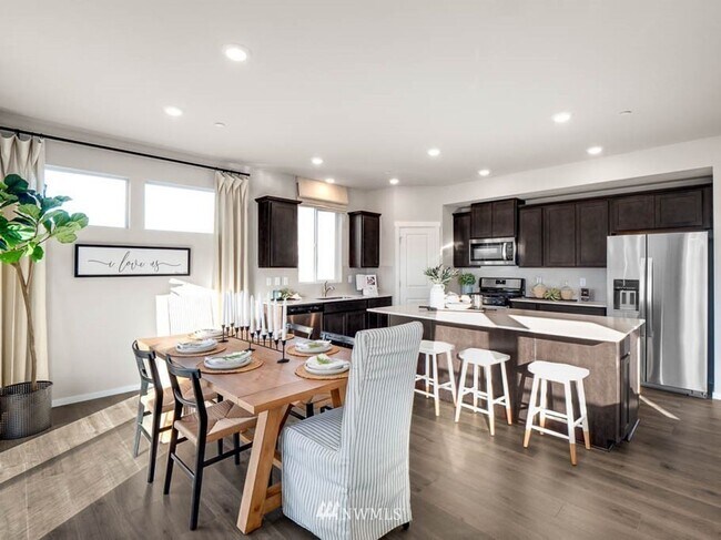 Building Photo - The Bridgewater house in Bothell