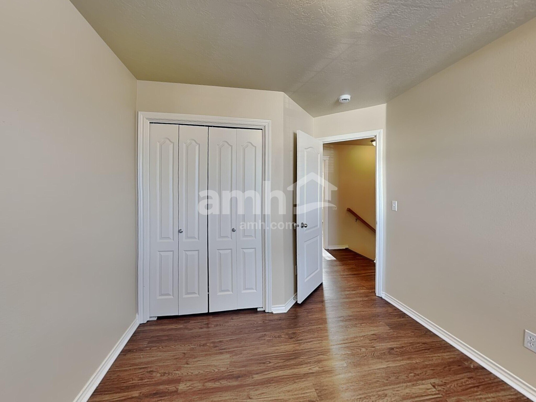 Building Photo - 956 S Wild Yucca Ave