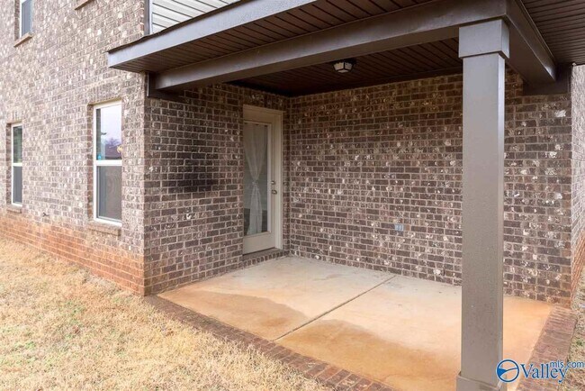 Building Photo - 276 Fenrose Dr