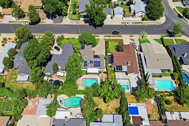 Building Photo - 23020 Haynes St