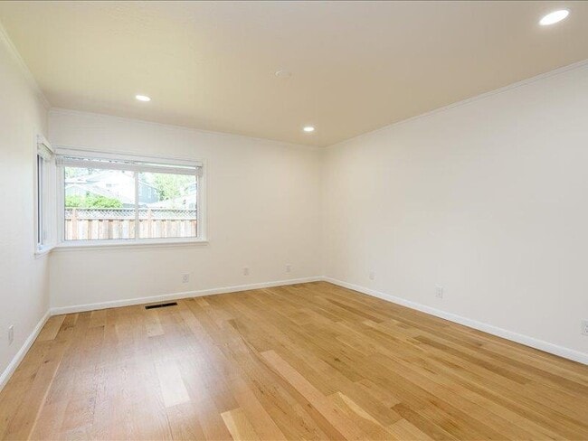 Building Photo - 1311 Woodland Ave