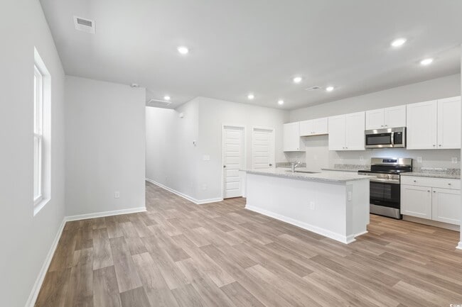 Building Photo - 182 Waterloo Sunset Dr