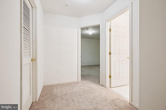 Building Photo - 502 Lawson Way