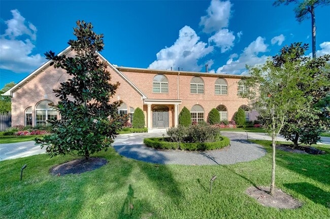 Building Photo - 12445 Memorial Dr