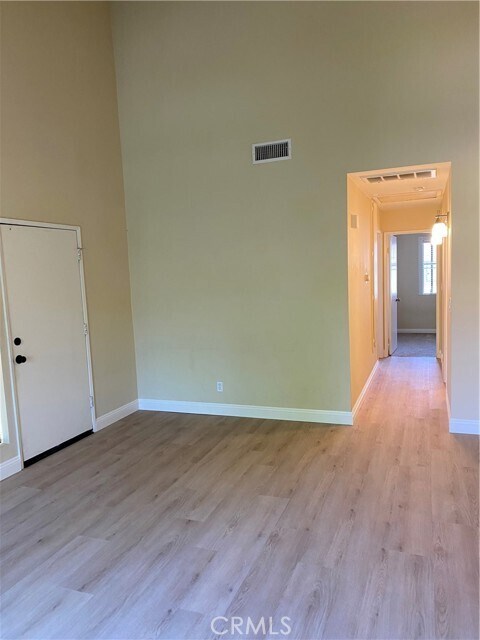 Building Photo - 27979 Sarabande Ln