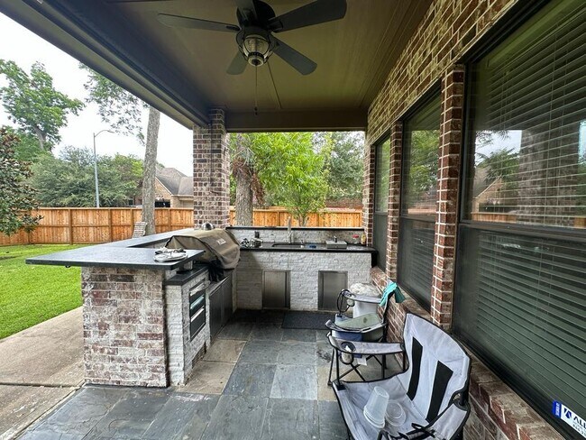 Building Photo - 46 Fort Arbor Ln