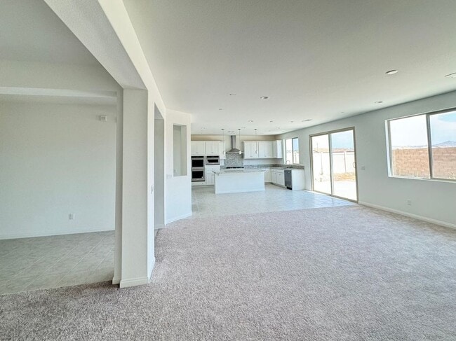 Building Photo - 12783 Mendocino Ridge Dr