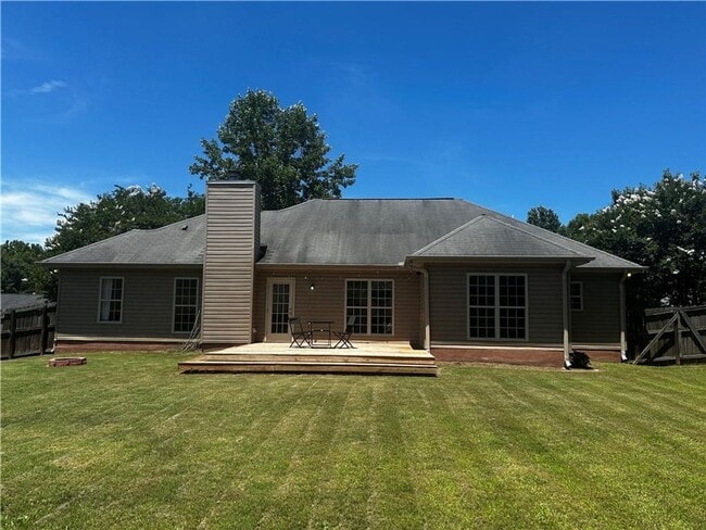 Building Photo - 249 Deerfield Ct