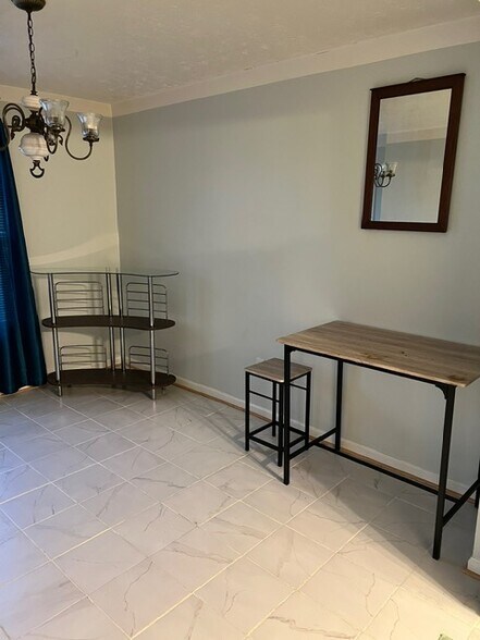 Building Photo - 1729 Prairie Cir