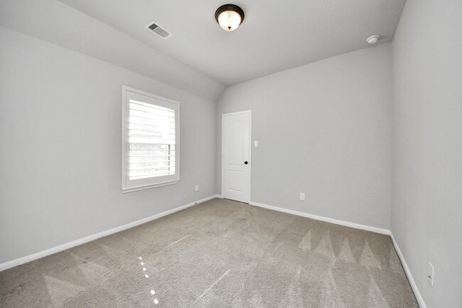 Building Photo - 2614 Orleans Way