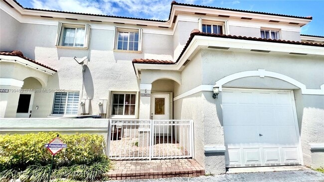 Primary Photo - 12651 SW 143rd Ln